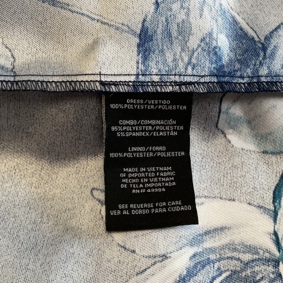 R&M RICHARDS WOMANS HIGH AND LOW SKIRT NAVY BLUE FLORAL SZ 6 - Picture 9 of 9